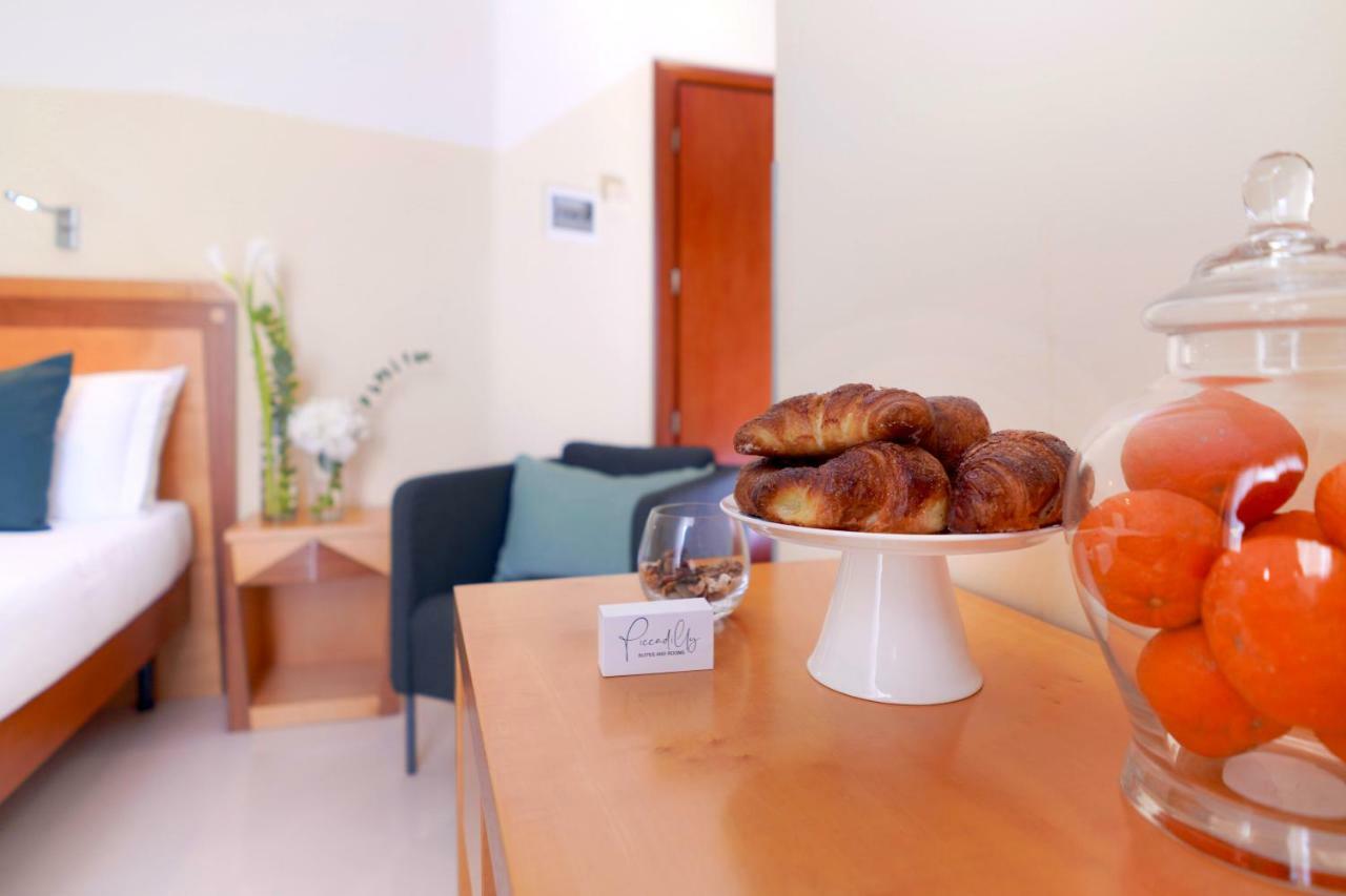 Piccadilly Rooms Restaurant And Beach Santa Maria al Bagno Exterior foto